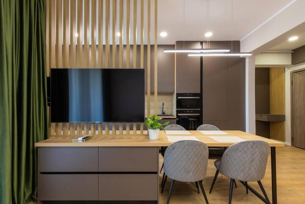 Elegant 2 Bedroom Retreat Bükreş Dış mekan fotoğraf