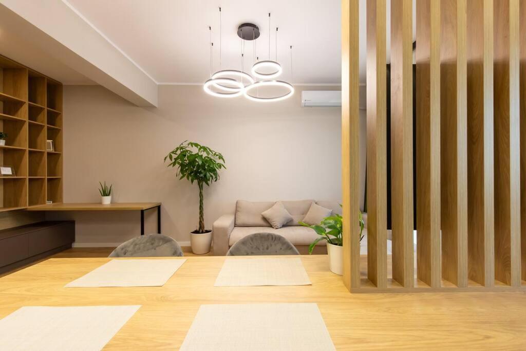 Elegant 2 Bedroom Retreat Bükreş Dış mekan fotoğraf